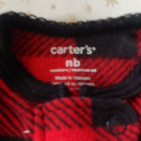 Baby girl footed sleeper - Picture 2 of 3